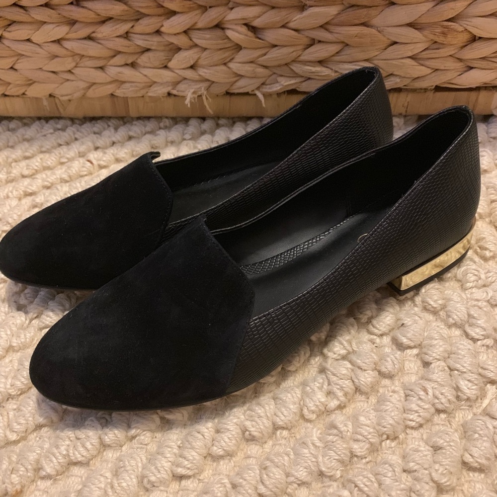 Aldo Black With Gold Heel Loafers